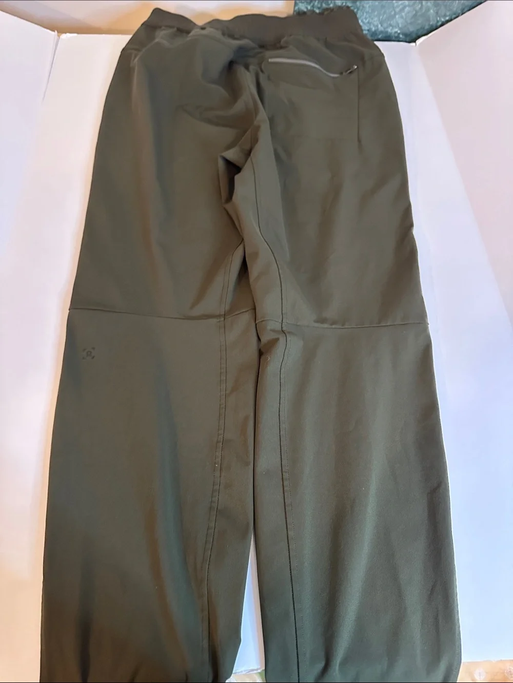 lululemon athletica comfortable olive